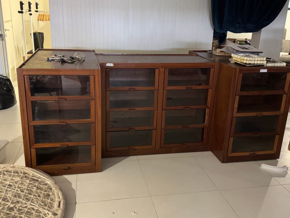 Solid Wood Modular Storage Cabinets with Glass Drawers – Professional Grade